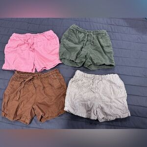 Old navy 4 Pair Of Shorts